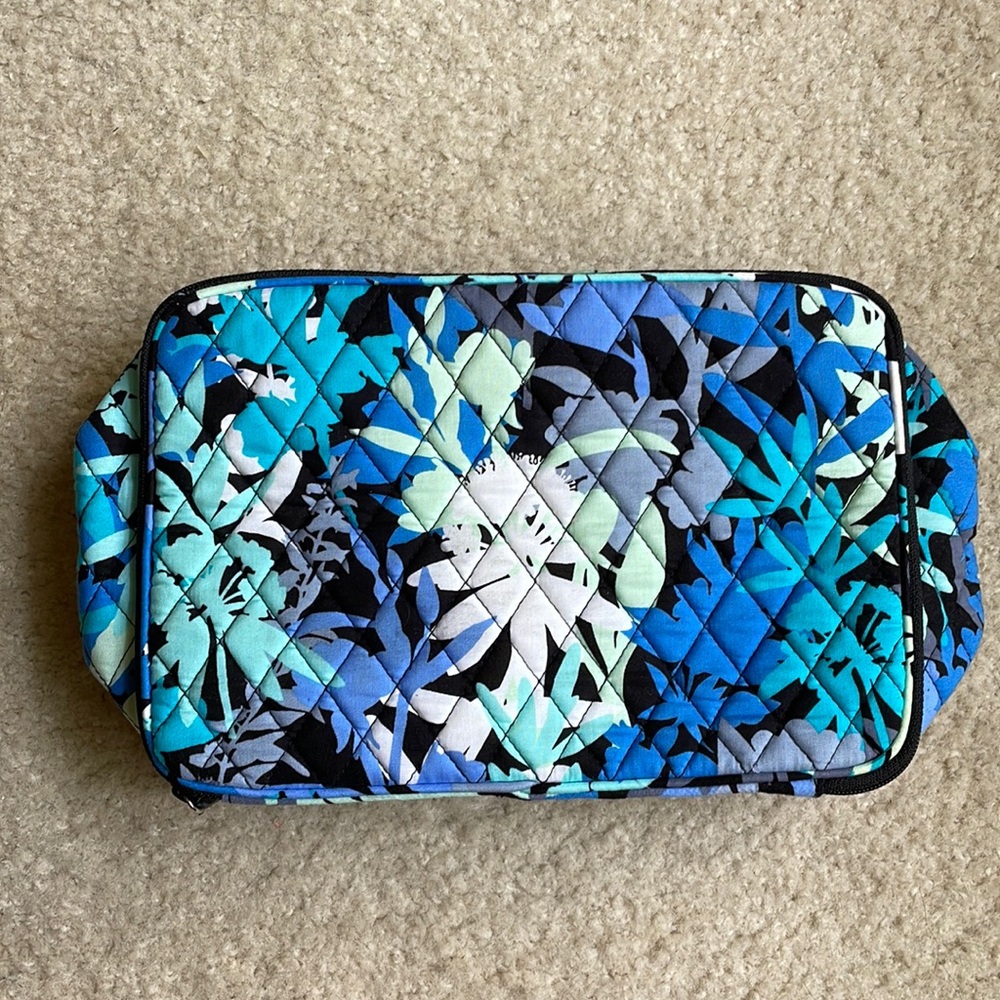 Vera Bradley Makeup Bag (Camo Floral)